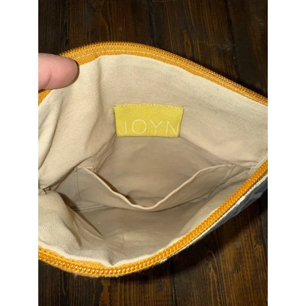 Joyn small clutch